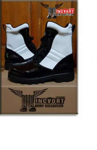 Sepatu boots Kk-10 300